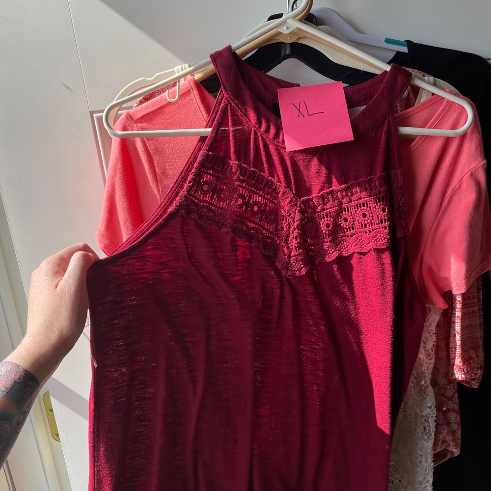 woman’s shirts